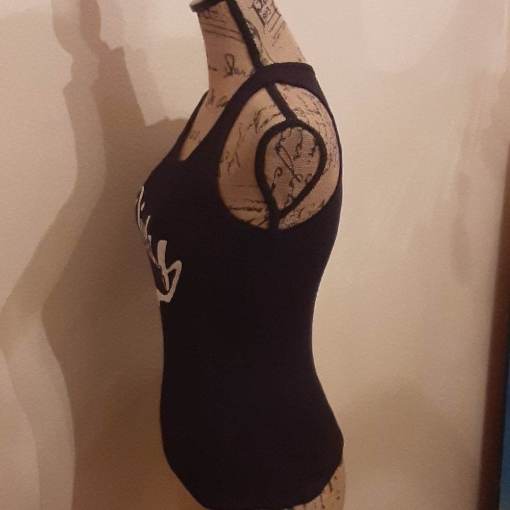 Graphic Ribbed Tank - Picture 5 of 9